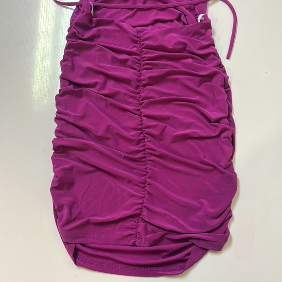 Ruched Criss-Cross Back Dress - Picture 3 of 6